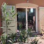 La Morandiere Grayan-et-l'Hopital