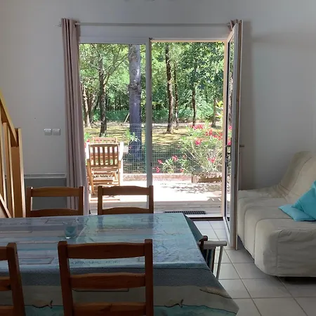 La Morandiere Apartment Grayan-et-l'Hopital