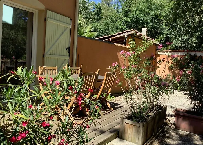 La Morandiere Grayan-et-l'Hopital