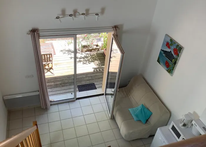 Апартаменты La Morandiere *